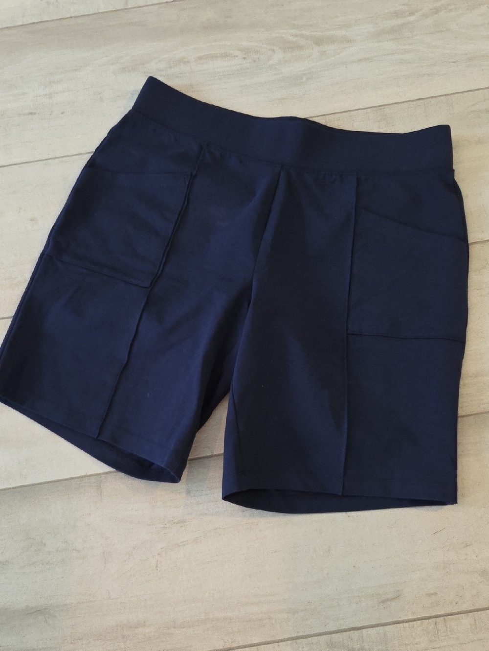 D&co Active Navy Shorts NWOT